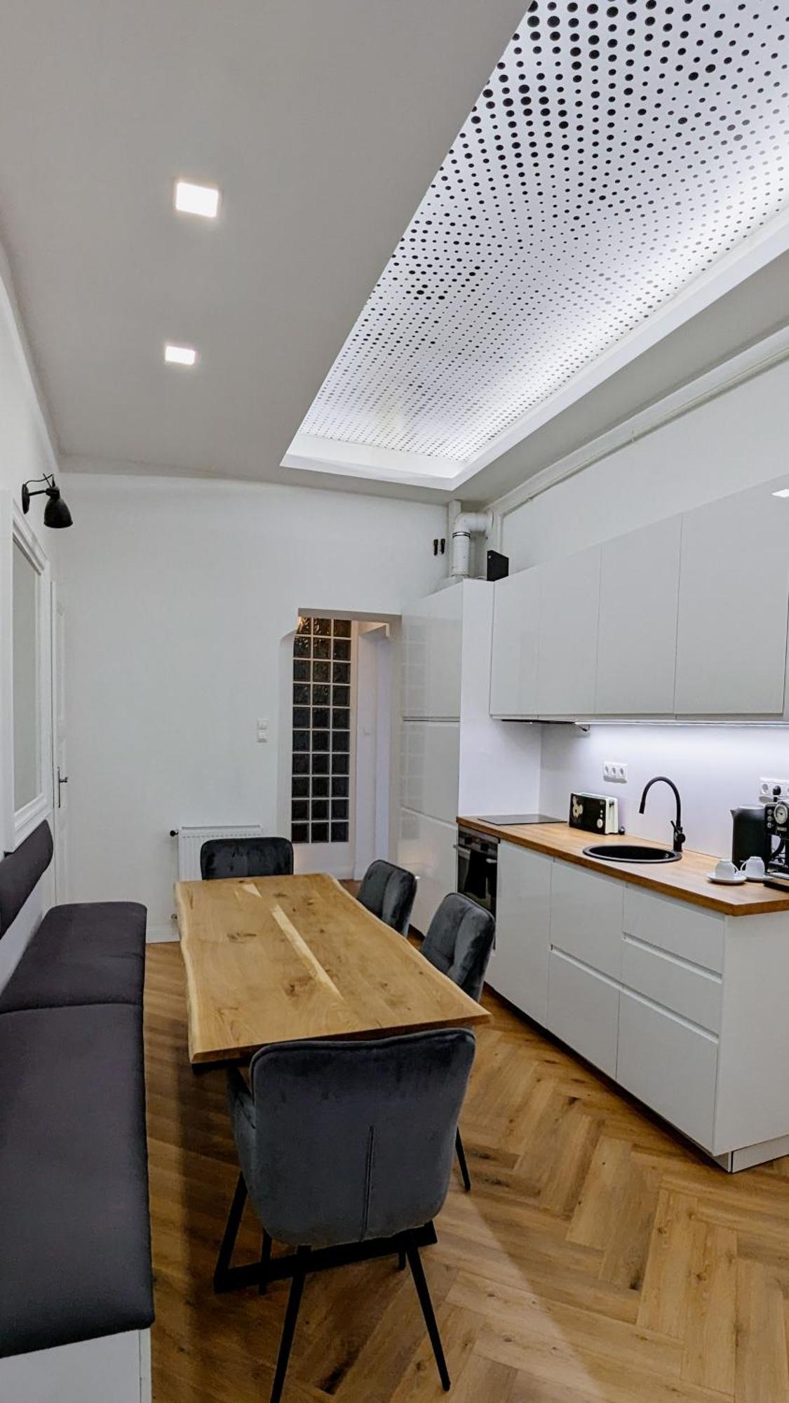 Pedestrian Apartment, The Best Location Budapest Exterior photo