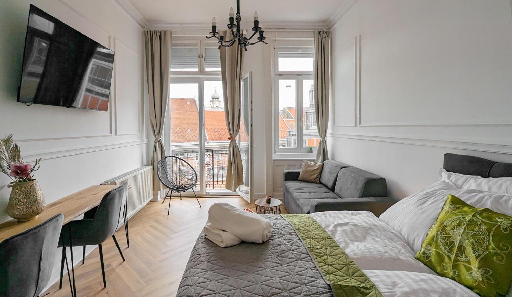 Pedestrian Apartment, The Best Location Budapest Exterior photo
