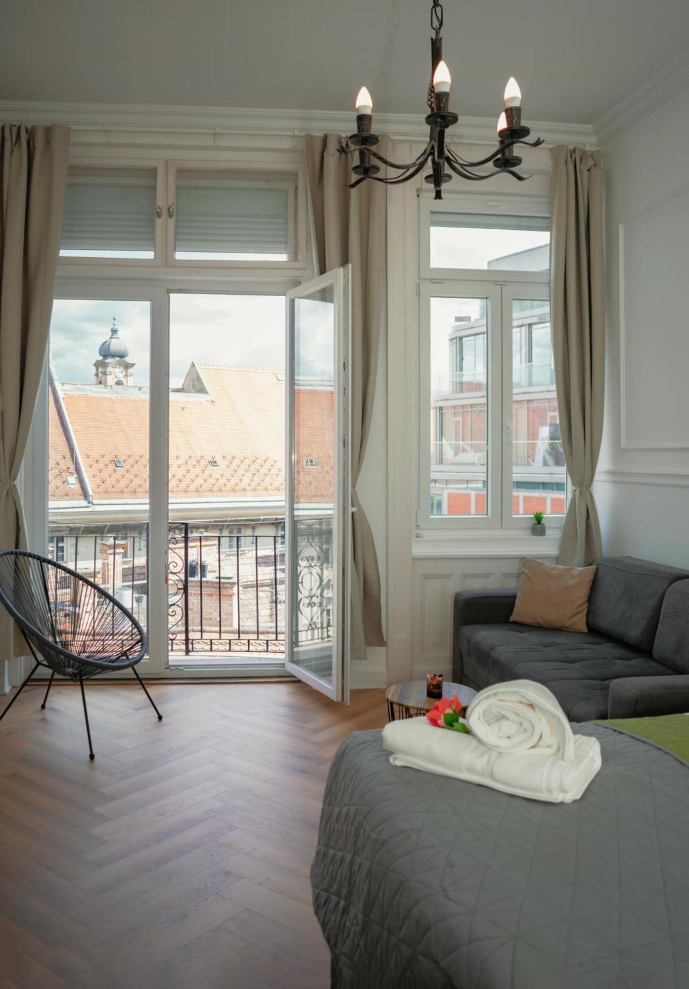 Pedestrian Apartment, The Best Location Budapest Exterior photo